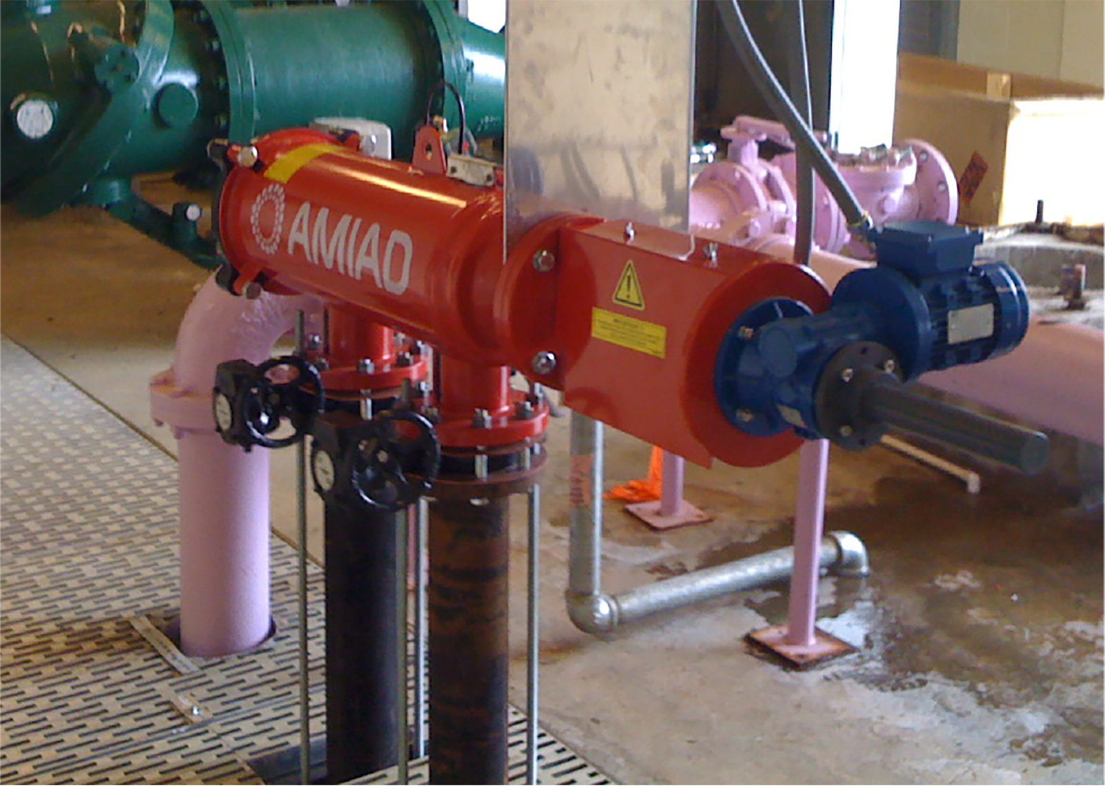 Red Amiad in line filter for water reuse.